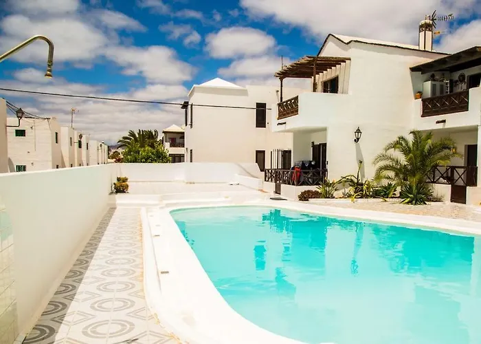 Oasisstudiolanzarote بويرتو ذيل كارمين